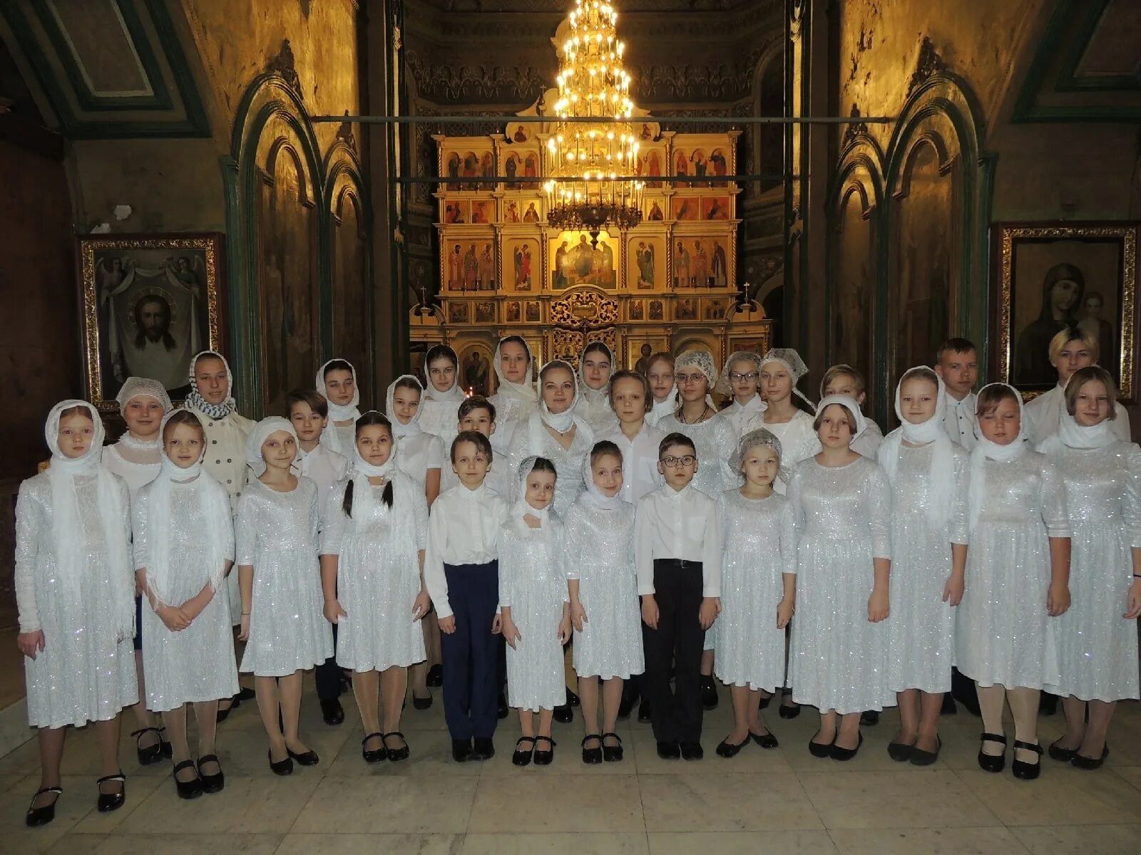 Платье для церковного хора. Детский хор в храме. Церковная школа. Детские церковные хоры.