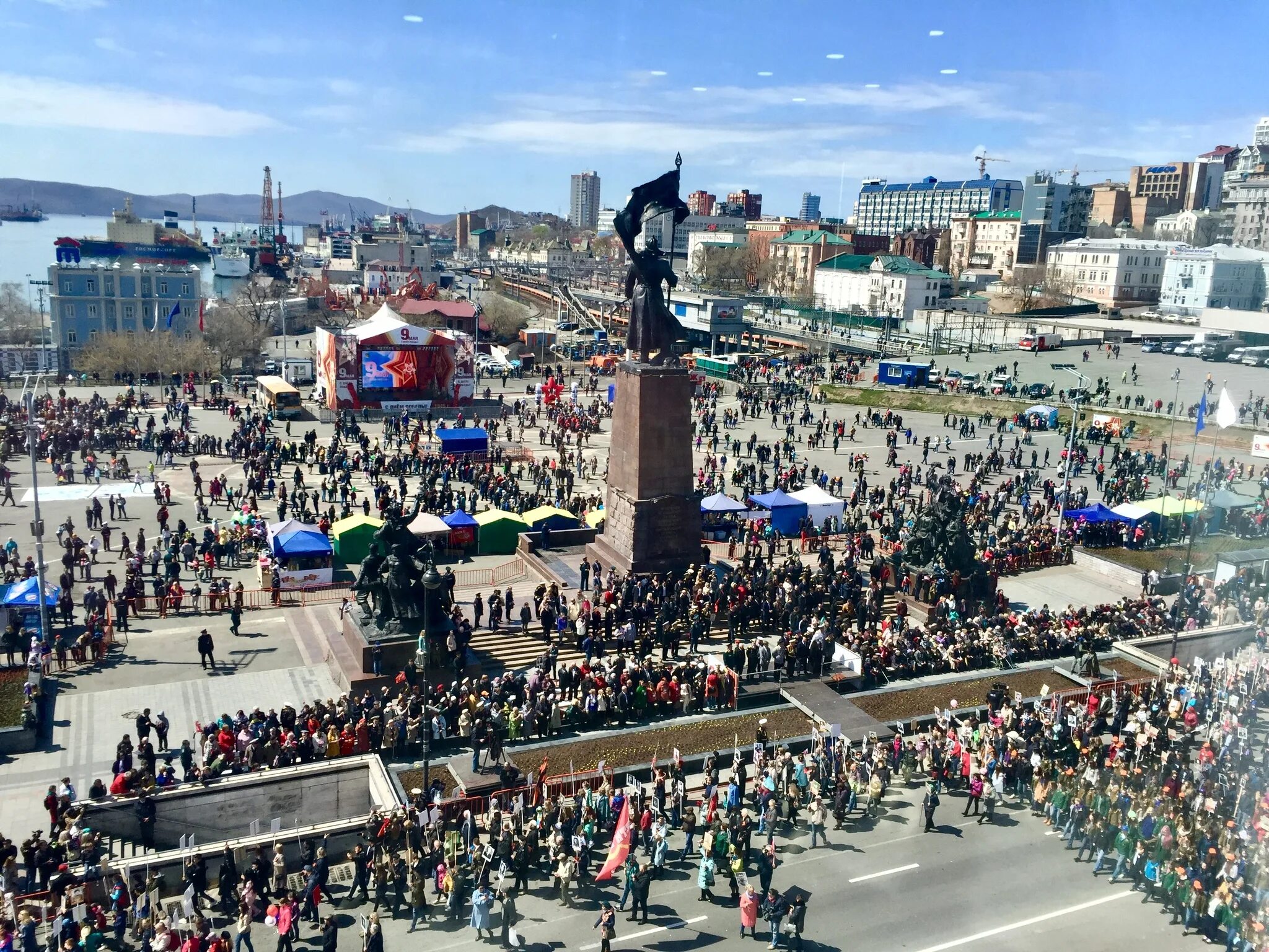 Владивосток люди. Жители Владивостока. Владивосток Национальность. Население города Владивосток. Владивосток население 2024