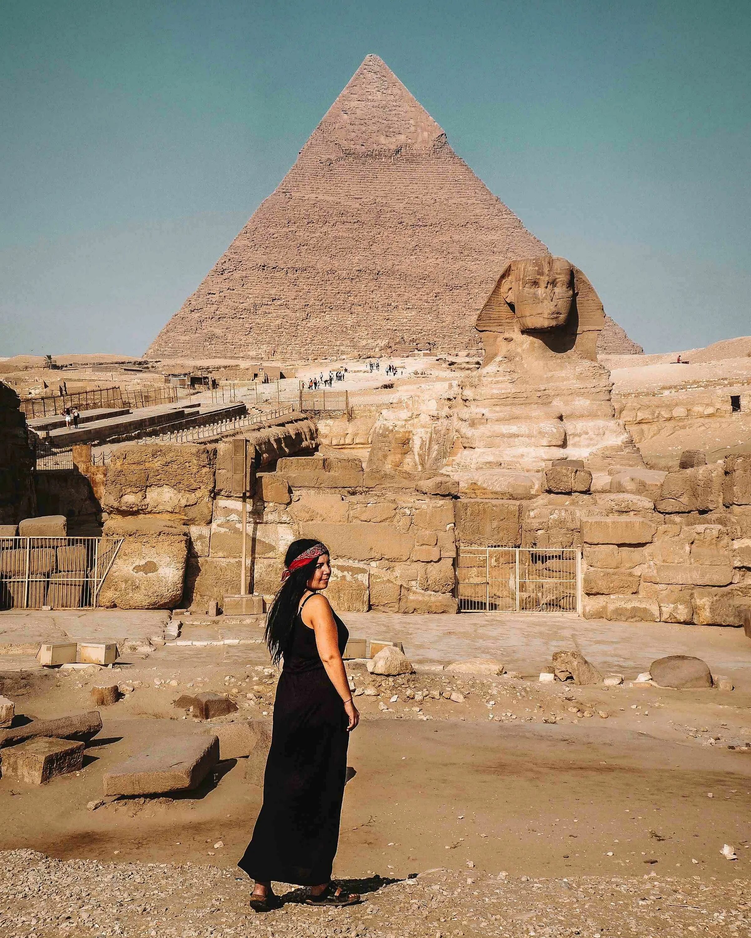 Можно ли сейчас в египет. Пирамиды Хеопса Египет туристы. Гиза Египет. Каир Египет пирамиды. Хургада пирамиды Гизы Египет.