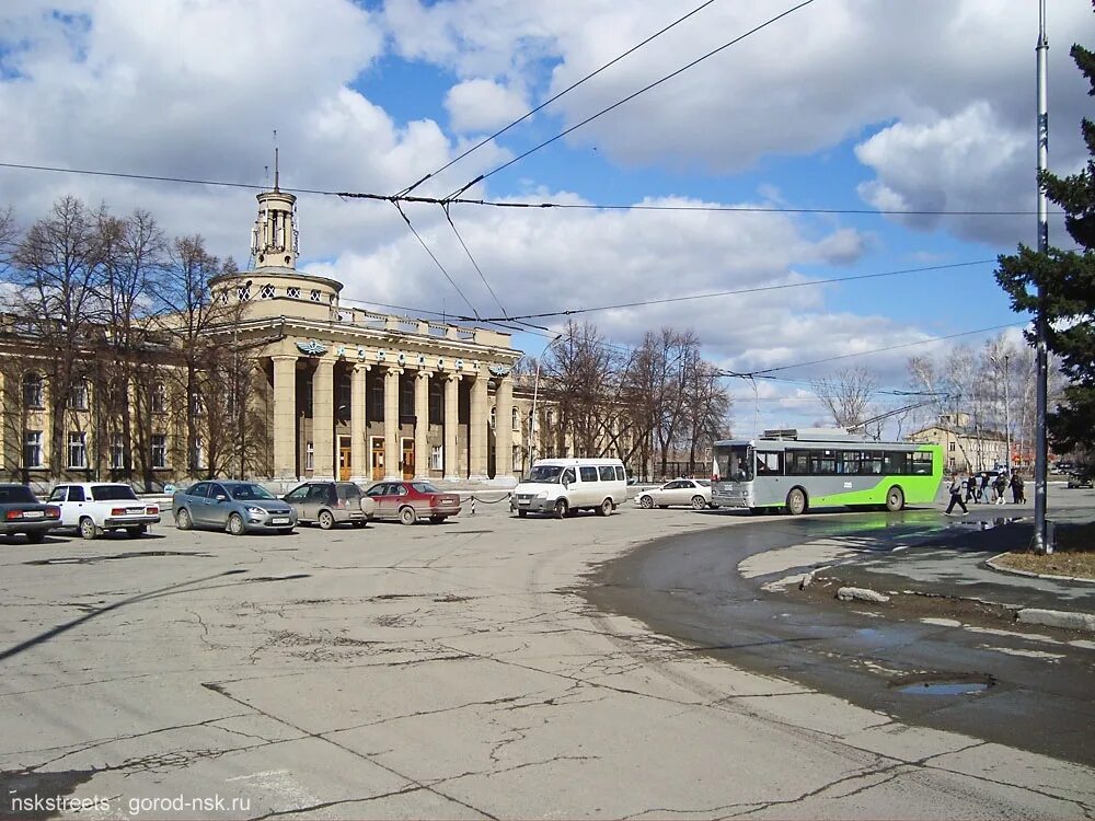 улица аэропорт дом 5 новосибирск. улица аэропорт 45 новосибирск. г. школа 1 новосибирск. ул.