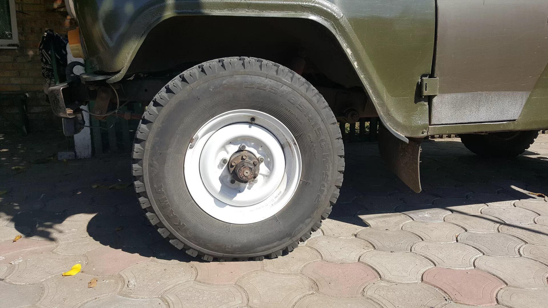Шины уаз стандартные. Размер резины уаз буханка r15. Kumho road venture mt51. Шины уаз стандартные. Шины для уаз 2206.
