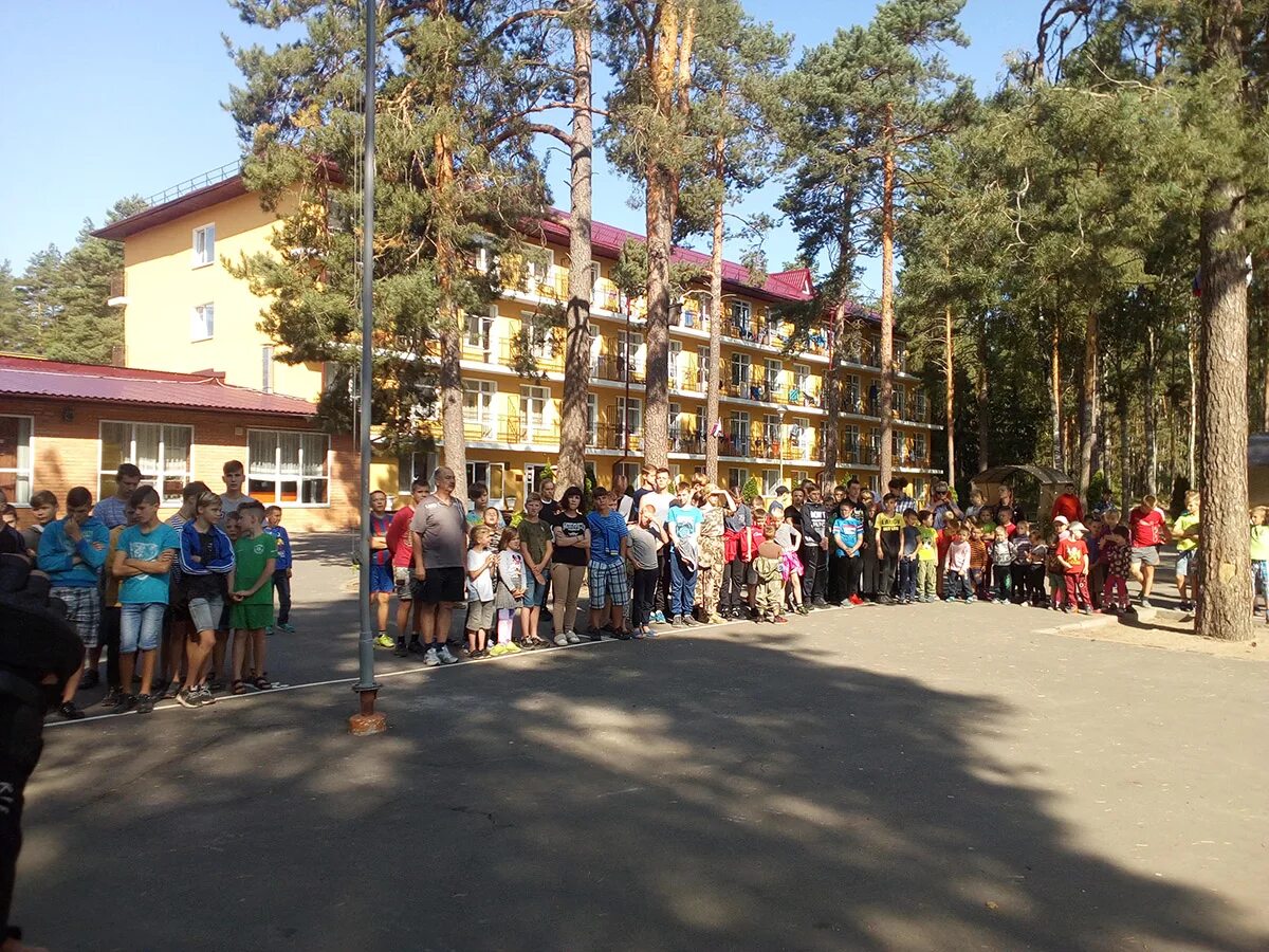 Санаторий зарница в павловске алтайский край. Санаторий павловский алтайский край. Детский санаторий зарница павловск. Санаторий зарница алтайский край павловский район. Павловский детский санаторий зарница.