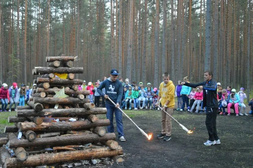 Дол меридиан. Лагерь белая Поляна дол Меридиан. Меридиан лагерь Ленинградская область. Лагерь Меридиан Луга. Лагерь Меридиан Рощино.