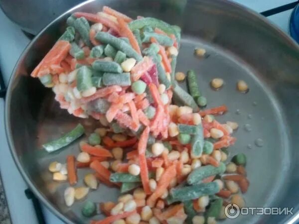Овощная смесь состоит из горошка и морковки. Смесь стручковая фасоль морковь горох. фасоль стручковая с мексиканской смесью. перец фасоль кукуруза овощная смесь. смесь стручковая фасоль кукуруза заморозка.