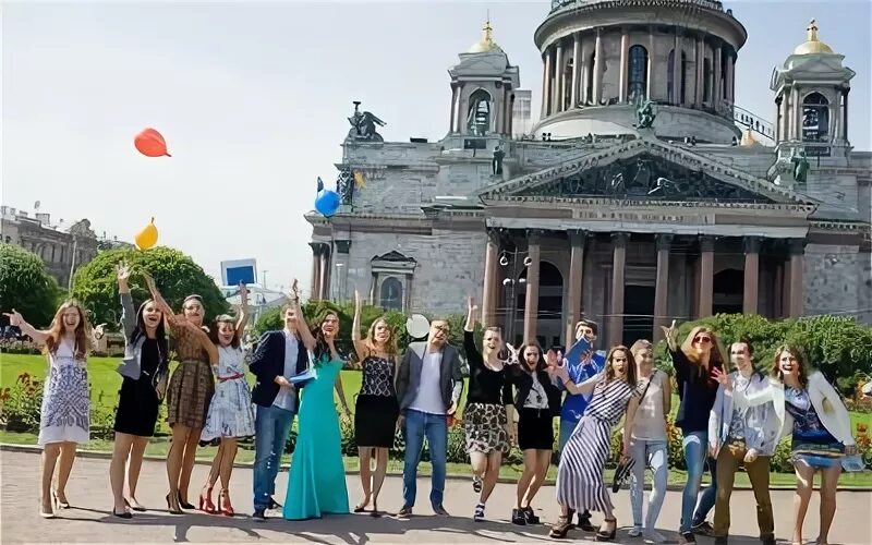Лучшие выпускники. Выпускники санкт-петербурга. Организация выпускных спб. Организация выпускных спб. Места для выпускного 9 класс в петербурге.