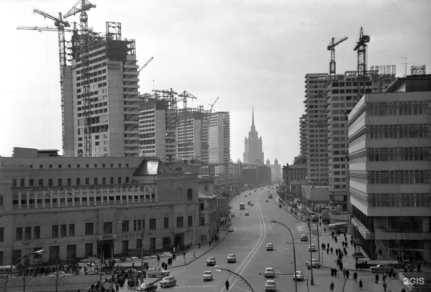 В советские годы созданы города. Москва ссср 1950. Новинский бульвар в 50-е годы. В советские годы созданы города. Гостиница москва 1960.