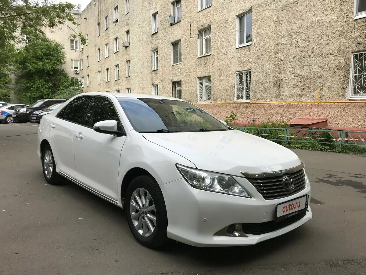 Toyota camry vii 50. реснички на камри 50. 5 белая. Toyota camry xv50. Toyota camry 2013 черная.