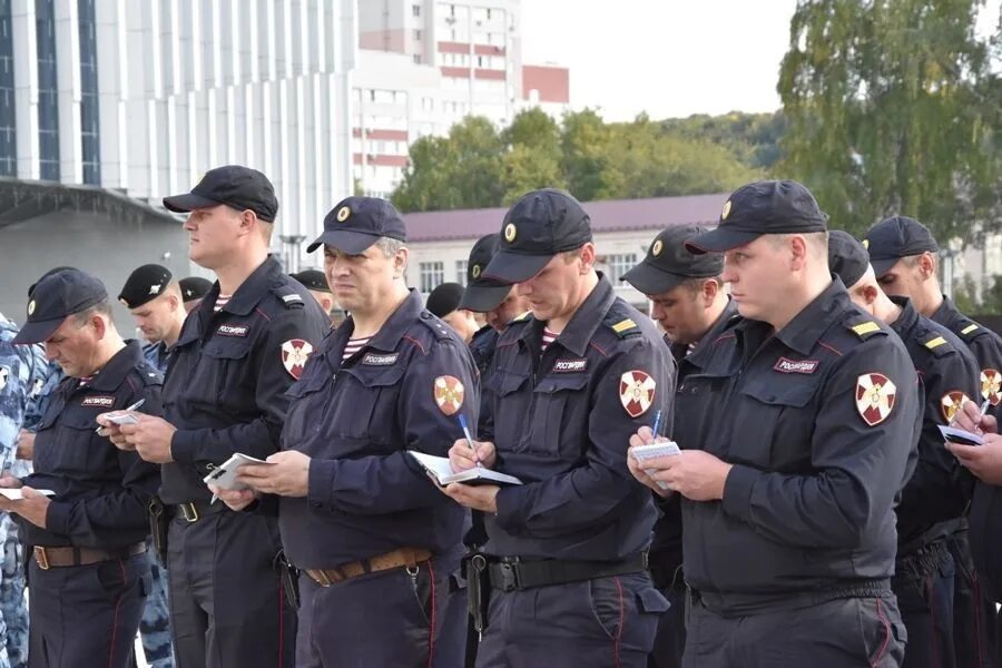 Может ли быть бывший полицейский