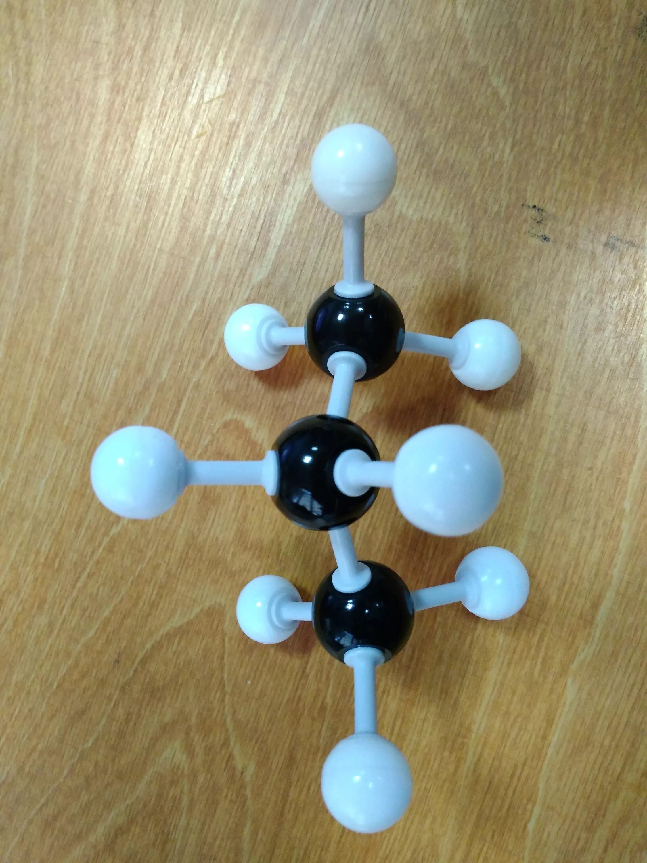 Шаростержневая модель бутана. Шаростержневая модель пропена. Шаростержневая модель пентана. Модель молекулы c4h10. Молекула из пластилина