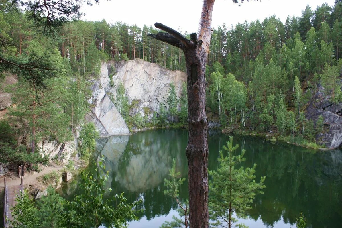 Тальков камень Сысерть. Сысерть озеро Тальков камень. Озеро Тальков камень Свердловская область. Асбест камень озеро. Сысерть камень