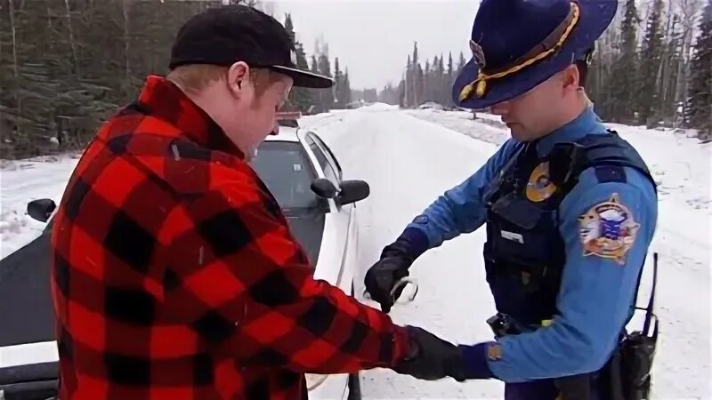 Полиция штата Аляска. Полиция Аляски форма. Полиция Аляски зимняя форма. Детективы аляска