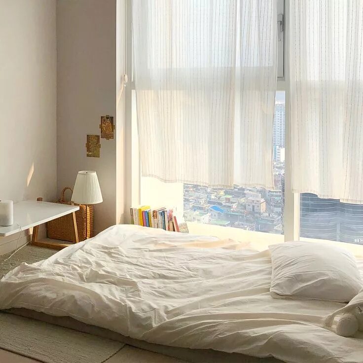 Korean room. Korean cozy room. korean room decor. pinterest soft korean interior. pounding on bedroom korean.