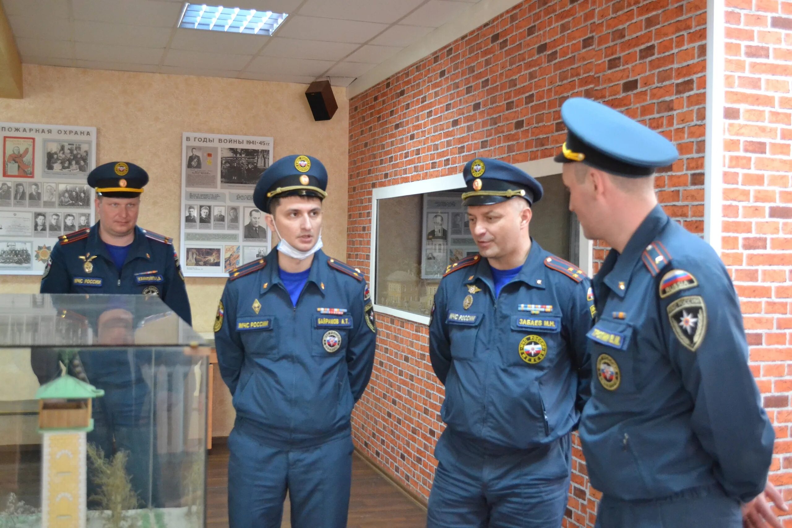 Гу мчс россии по вологодской. Главное управление МЧС Вологда. ЦУКС Вологда МЧС. ГУ МЧС по Санкт-Петербургу. Главное управление МЧС СПБ.