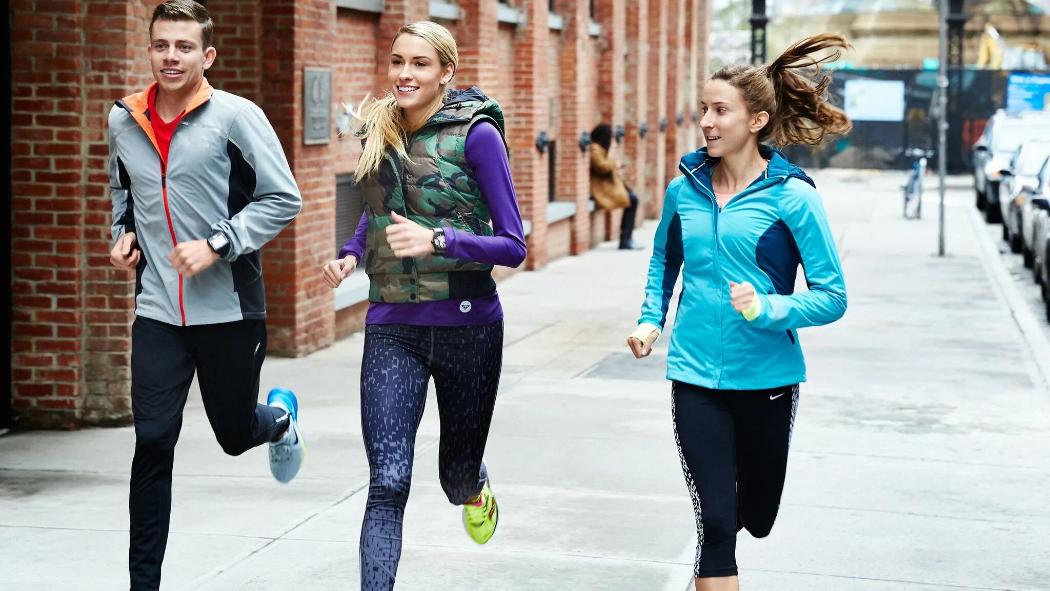 Best run in the world. Женщины 50 лет бег обмундирование. running style. the runner.