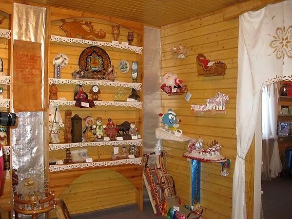 Музей дедушка мороза картинки большие. Музей деда мороза в великом устюге. Музей деда мороза великий устюг. Музей новогодней игрушки устюг. Музей новогодней игрушки великий устюг.