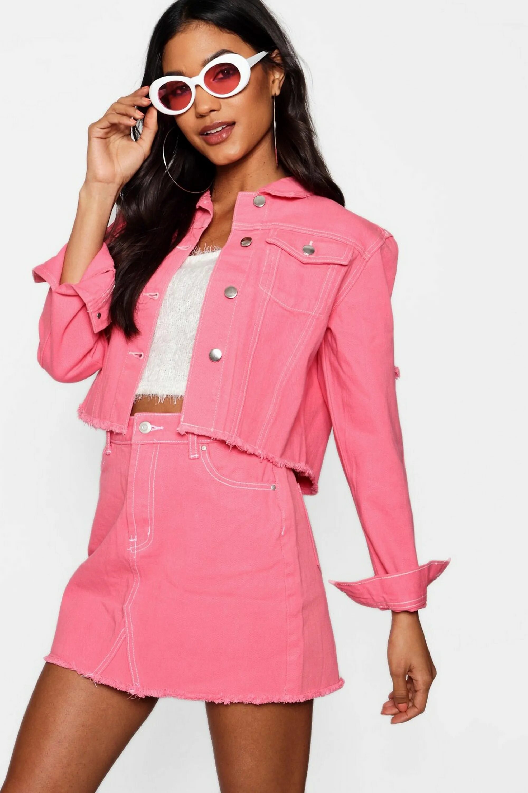 Розовая женская. Розовая одежда. Розовая модная одежда. Девушка в яркой одежде. Розовая одежда для женщин.