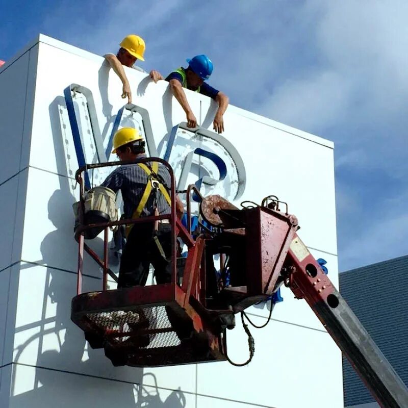 Signage installation. Sign installation.