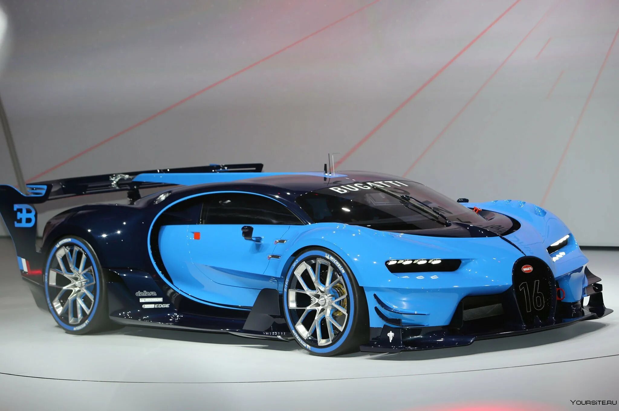 Машина bugatti chiron. Бугатти ЧИРОН. Бугатти Шерон. Спортивная Бугатти Шерон. Бугатти ЧИРОН Суперспорт.