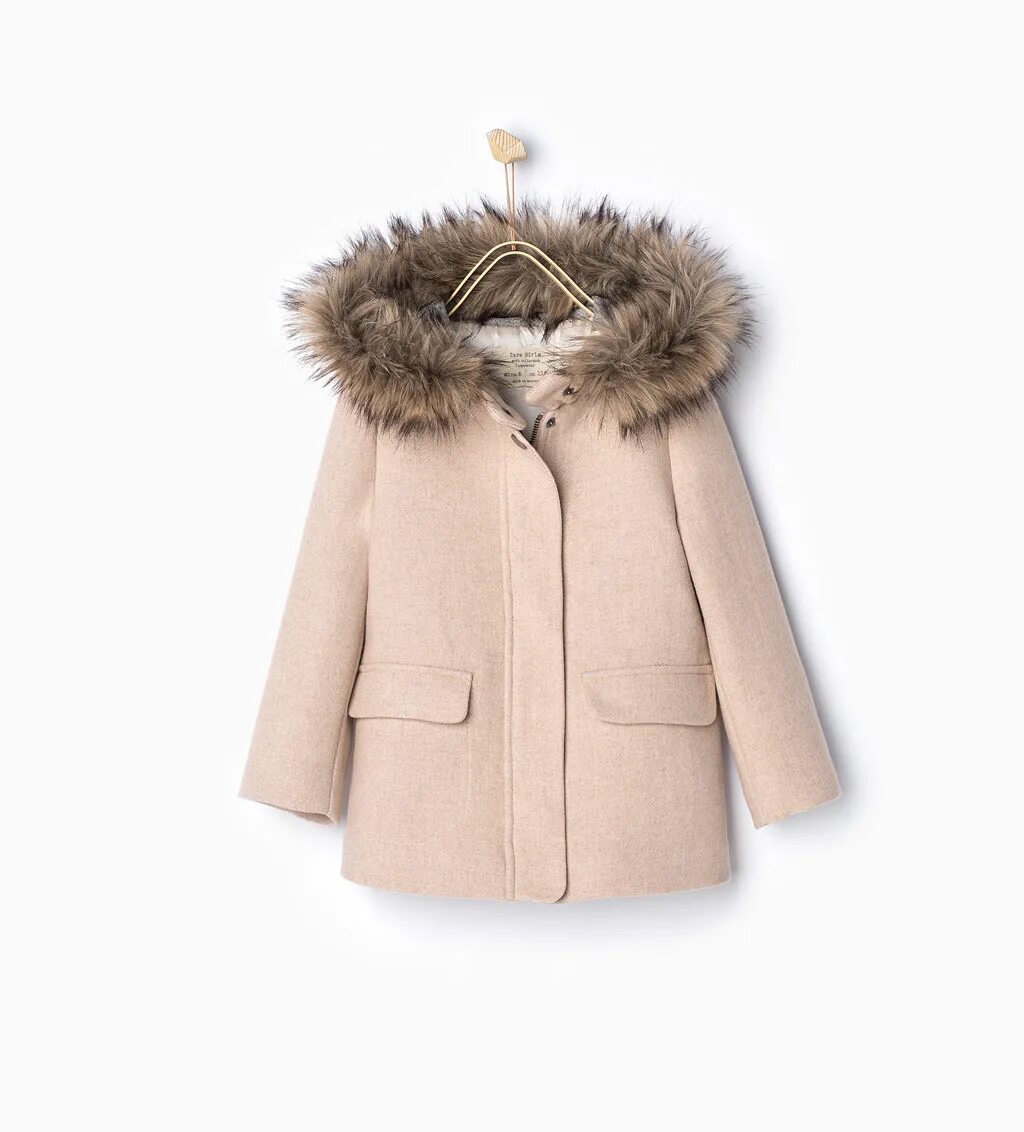 Детское пальто из искусственного меха. Пальто из искусственного меха для девочки. Пальто из искусственного меха для девочки. Девочка в шубке. Пальто для девочки мех.