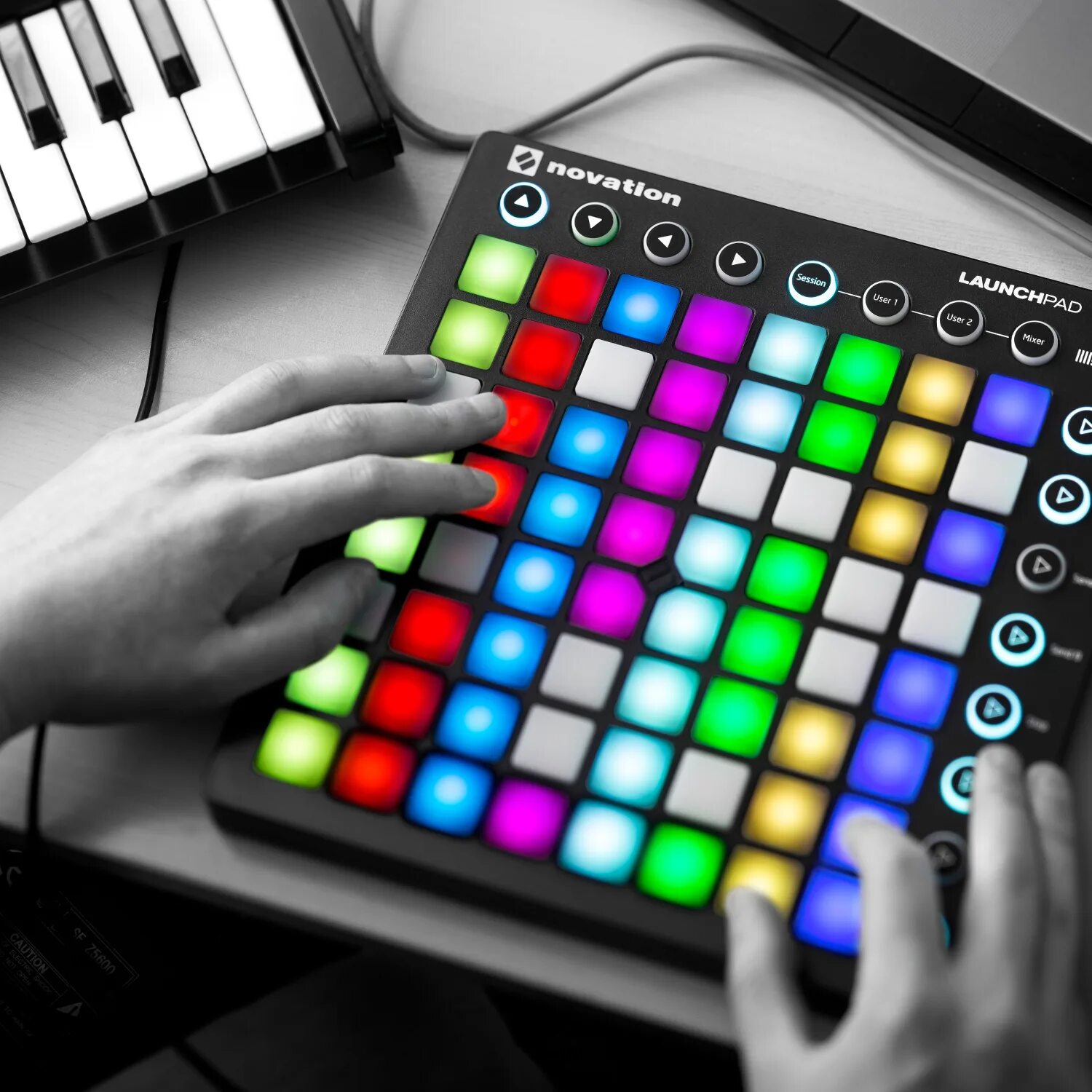 Novation Launchpad mk2. Novation Launchpad mk2 Ableton Live 9. Ableton Launchpad. Прибор для создания электронной музыки.