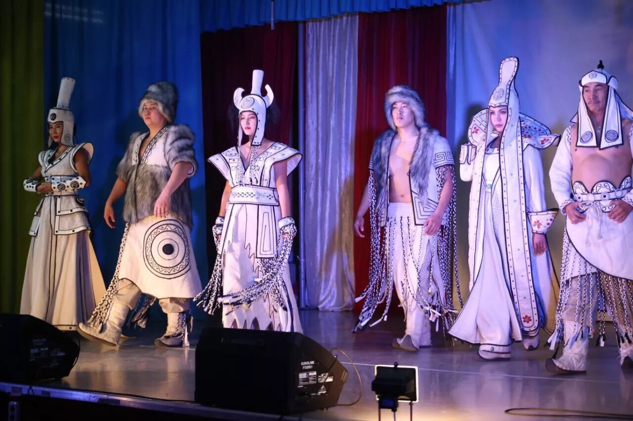 сат менгилен хореограф. арт центр найысылал. арт центр найысылал г кызыл. найысылал кызыл адрес. арт центр найысылал.