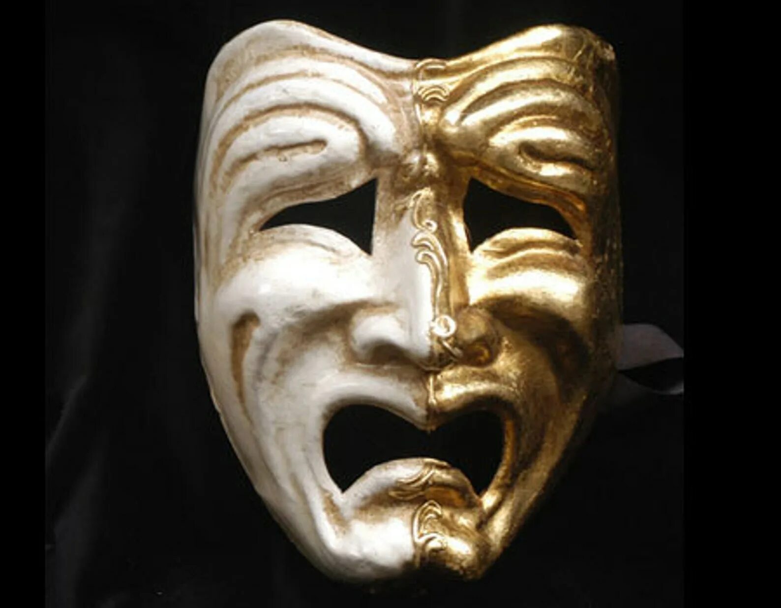 Original маска. Венецианские маски трагедия и комедия. Итси маска. Оригинальные маски. Театральные маски комедия и трагедия.