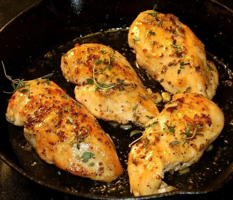 Ужин из куриной голени. Маринад для курицы в духовке. Кура с медом и горчицей. Маринад для запекания курицы. Замариновать курицу.