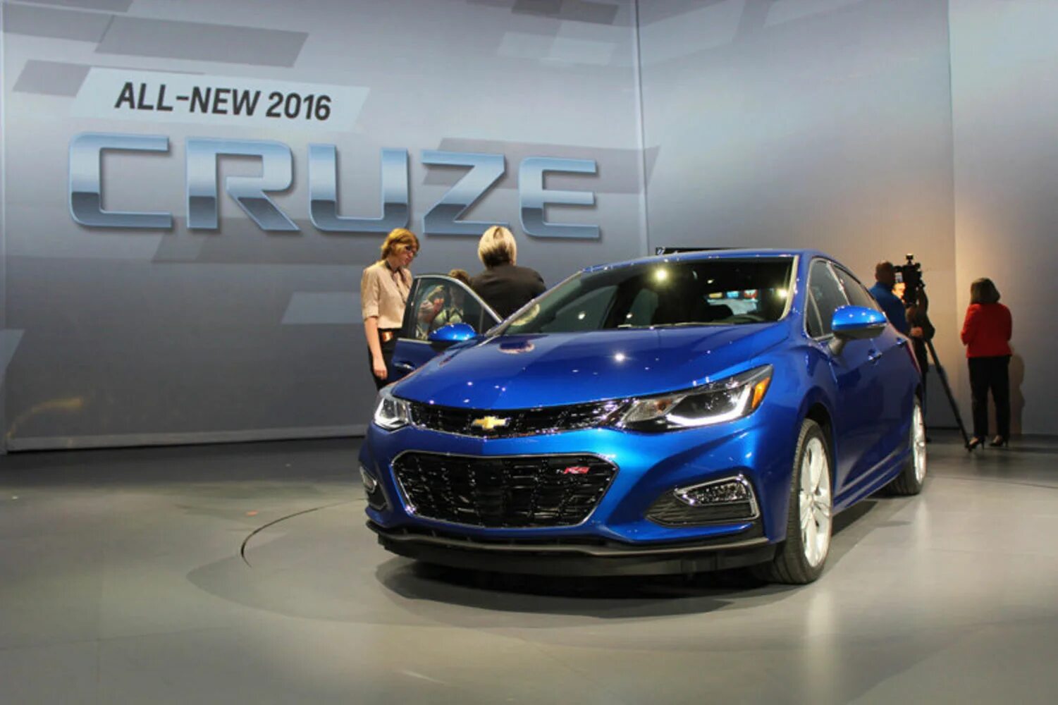 Купить новый шевроле спб. Chevrolet Cruze 2016. Шевроле Круз 2023. Chevrolet Cruze новый. Шевроле Круз 2023 новый.