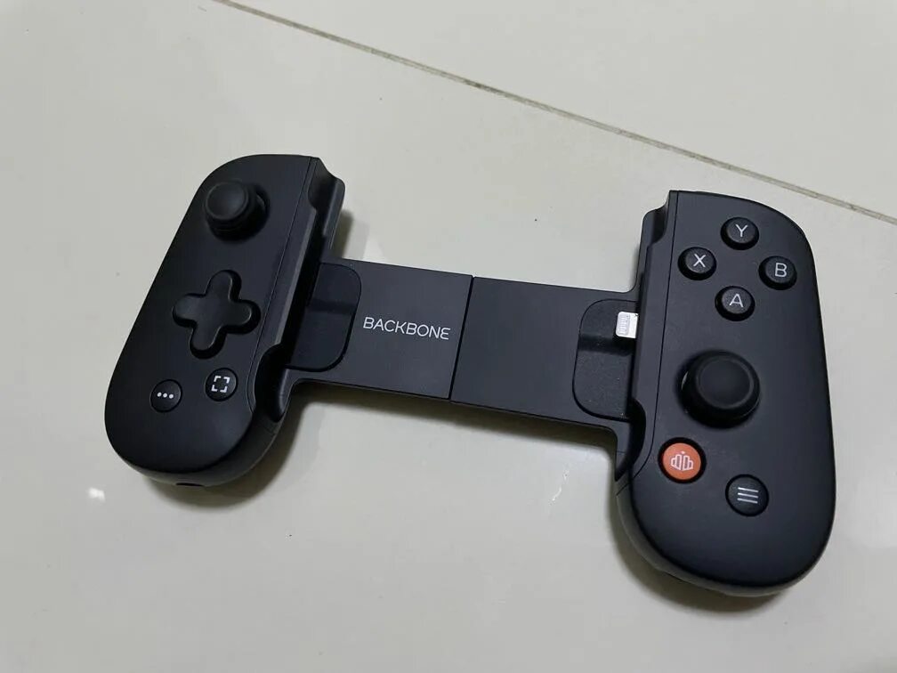 Backbone геймпад для iphone. Backbone one controller. backbone one геймпад. геймпад для телефона от sony backbone. backbone айфон.