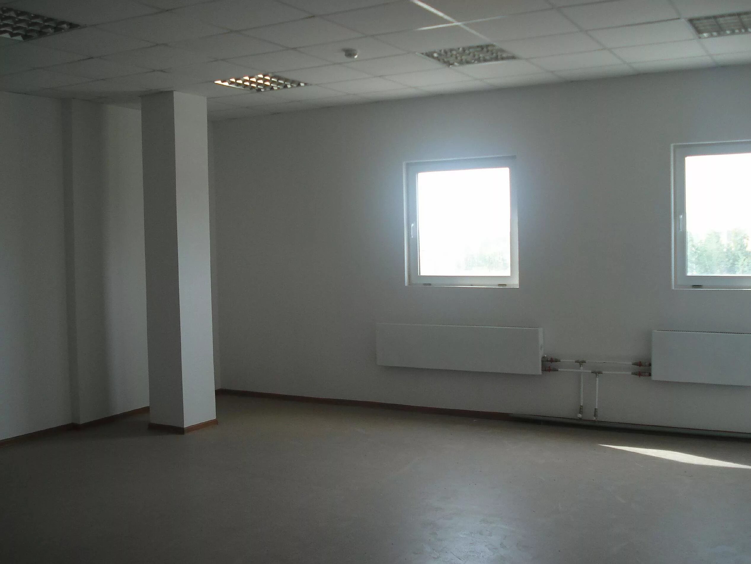 Сдается помещение в субаренду. Торговое помещение. Договор субаренды нежилого помещения образец. Коворкинг бенуа. Сдам в субаренду помещение.