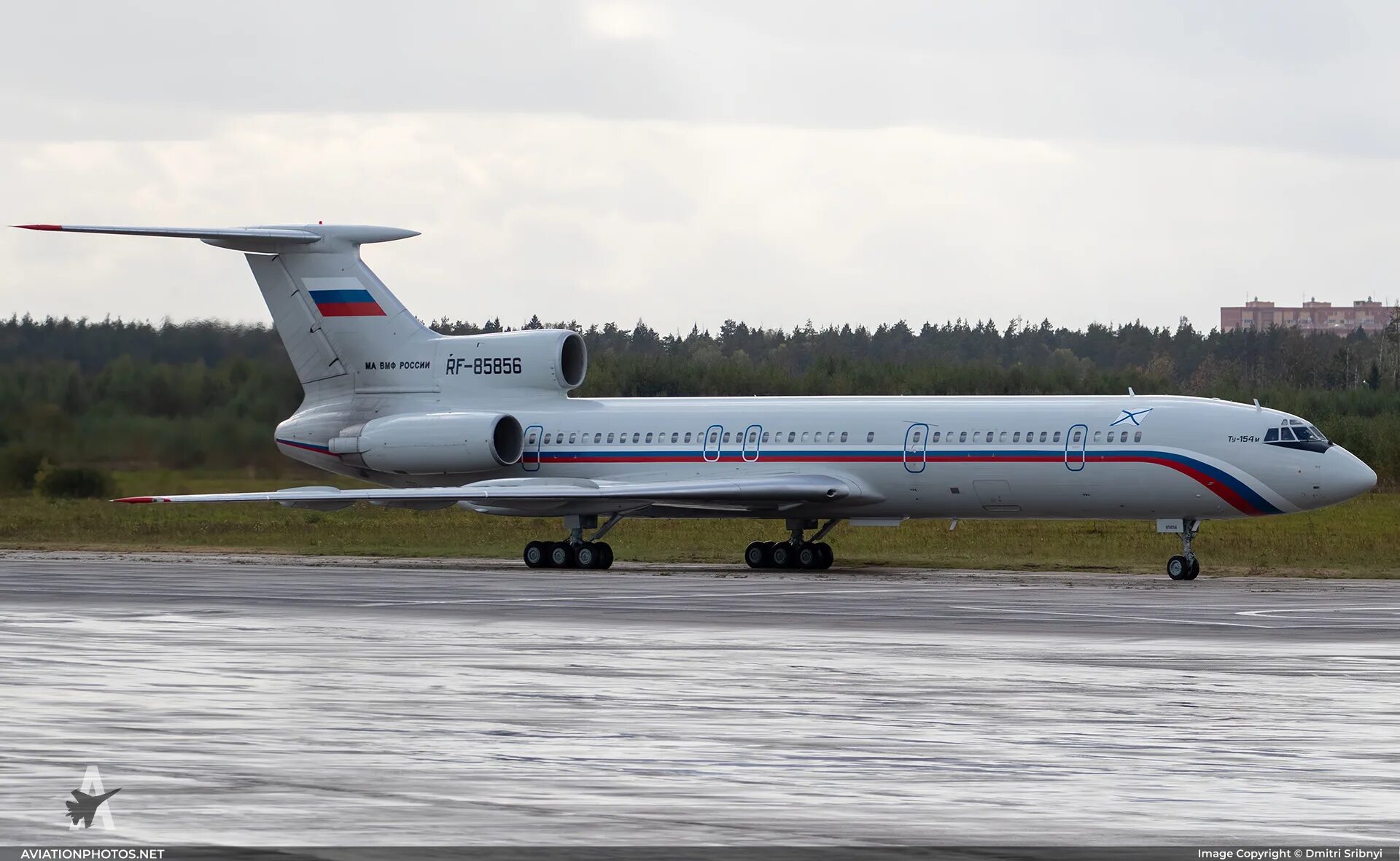 Туту россия. Ту-154м Россия. Ту 154м ВВС России. Ту-154 пассажирский самолёт. Ту-154 м ВВС.