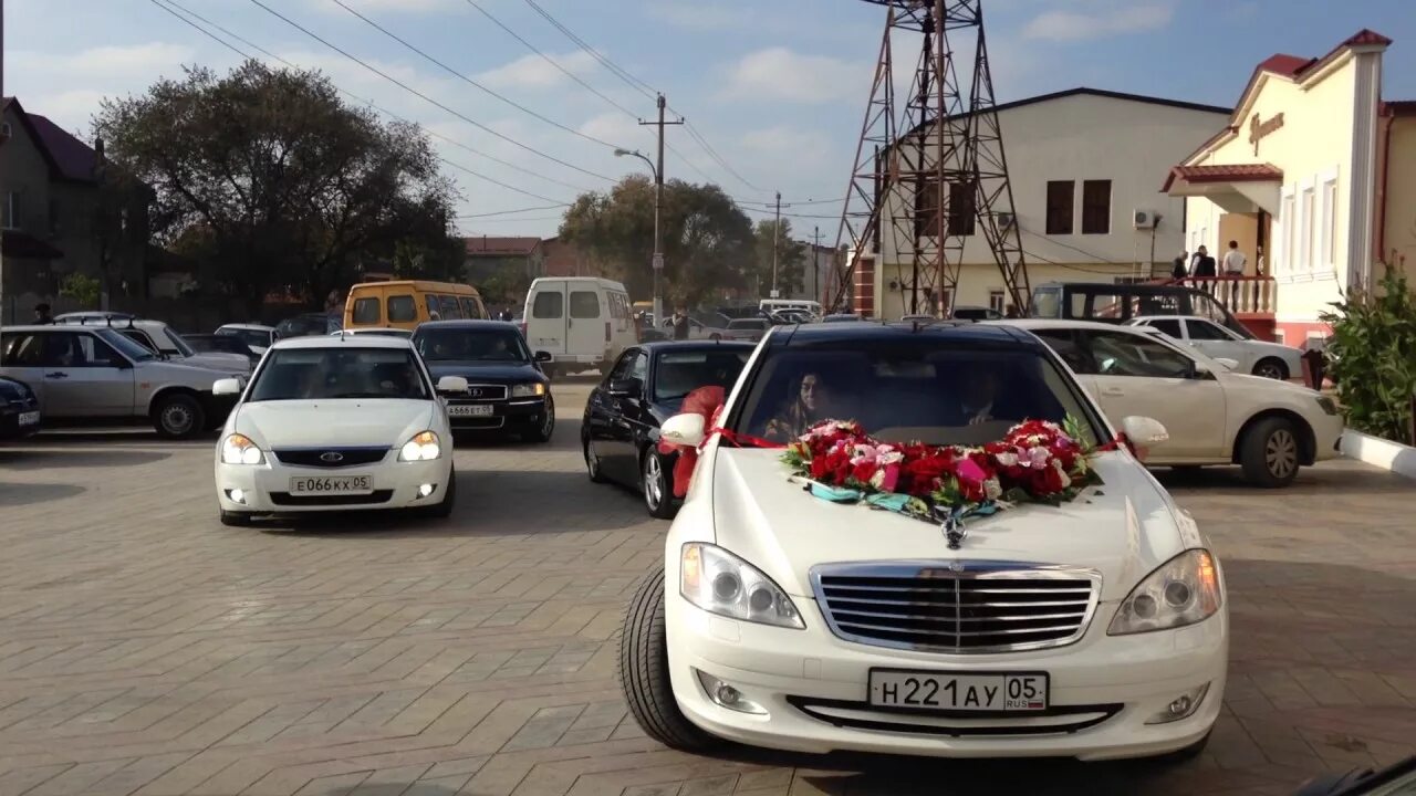 Свадебный кортеж Дагестан. Свадьба в Дагестане машины. Дагестанская свадьба машины. Дагестанская свадьба кортеж.