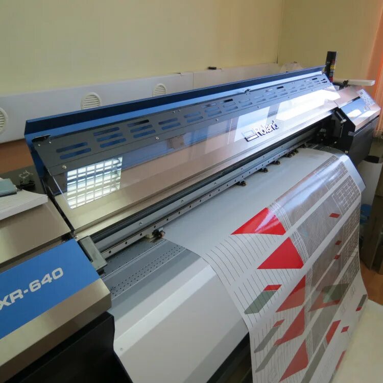 Принтеры печатающие на пленке. Режущий плоттер Graphtec fcx2000-60vc. Orajet 3640. Плоттер h880. Плоттер резка оракал.