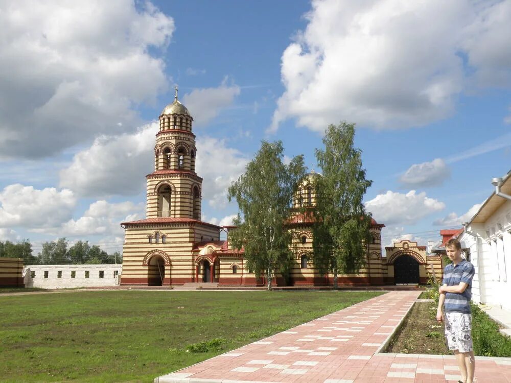 Николаевский малицкий. Николаевский Малицкий монастырь. Малицкий монастырь Тверь. Мужской монастырь в Твери. Николаевский Малицкий монастырь в Твери.