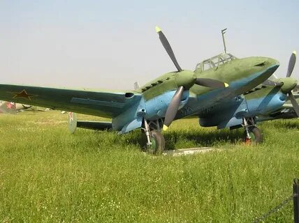 Бомбардировщик пе2