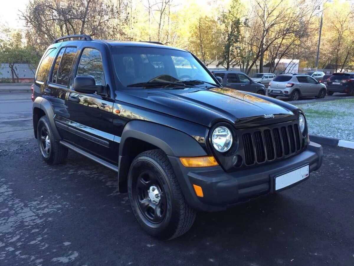Jeep grand cherokee wk 2006. 4. внедорожники 2006 года. 7. Ford explorer 2006.