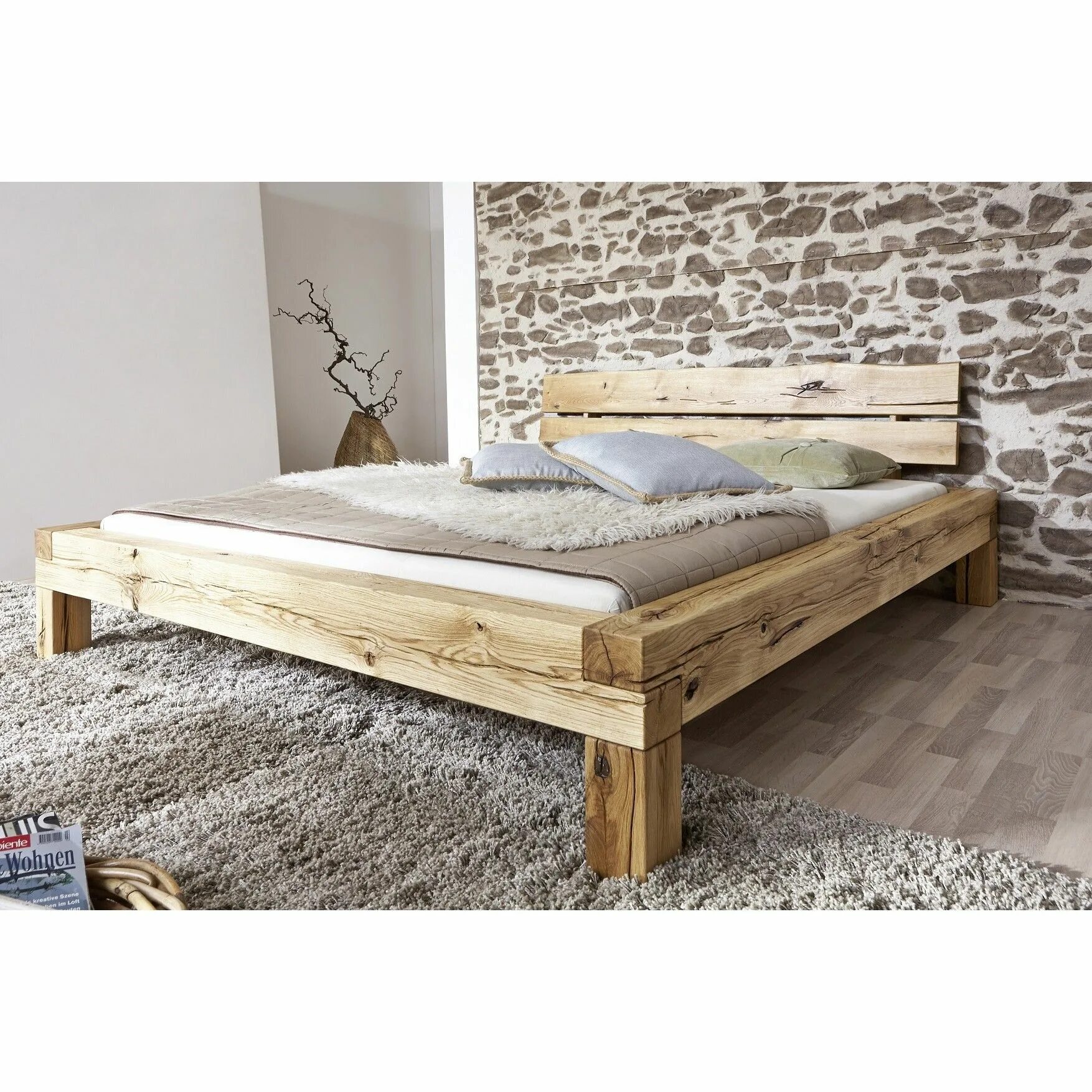 Кровать из дерева двуспальная 180 200. Der bett. Кровать на ножках в интерьере. Кровать старлетт форте. Der bett.