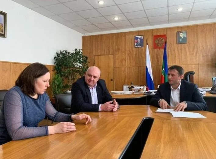 Администрация станица преградная михаил. Объявления урупский кчр. Глава урупского района кчр. Урупский район кчр. Урупский район кчр.