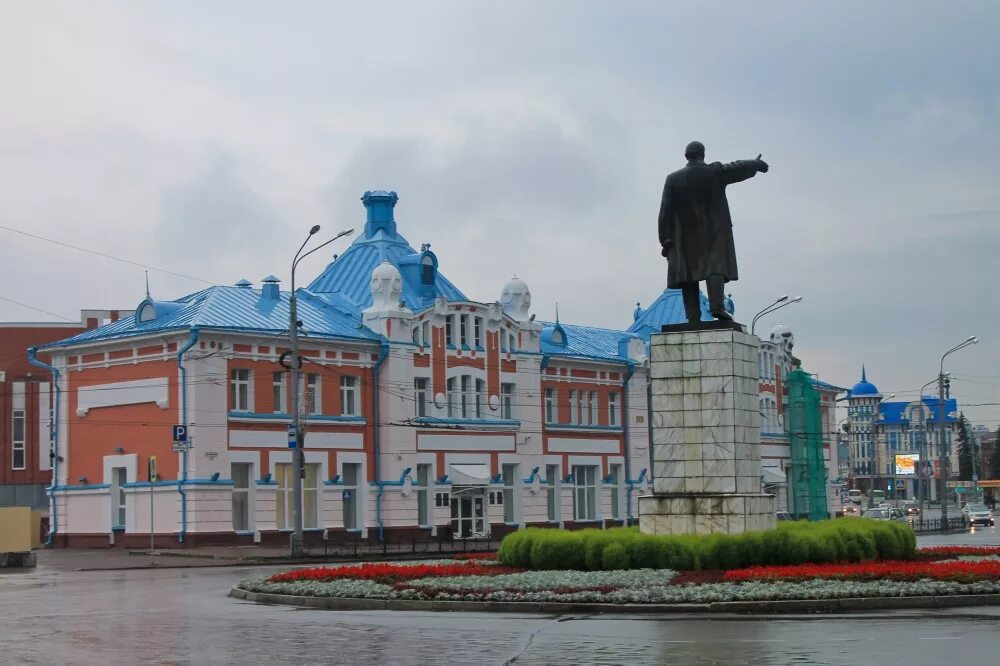Сколько лет томску
