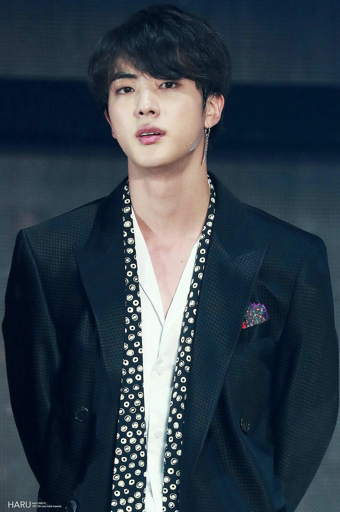 Джин фото. Jin BTS. Ким Сокджин (Джин). Ким Сокджин 2019. Джин БТС 2019.