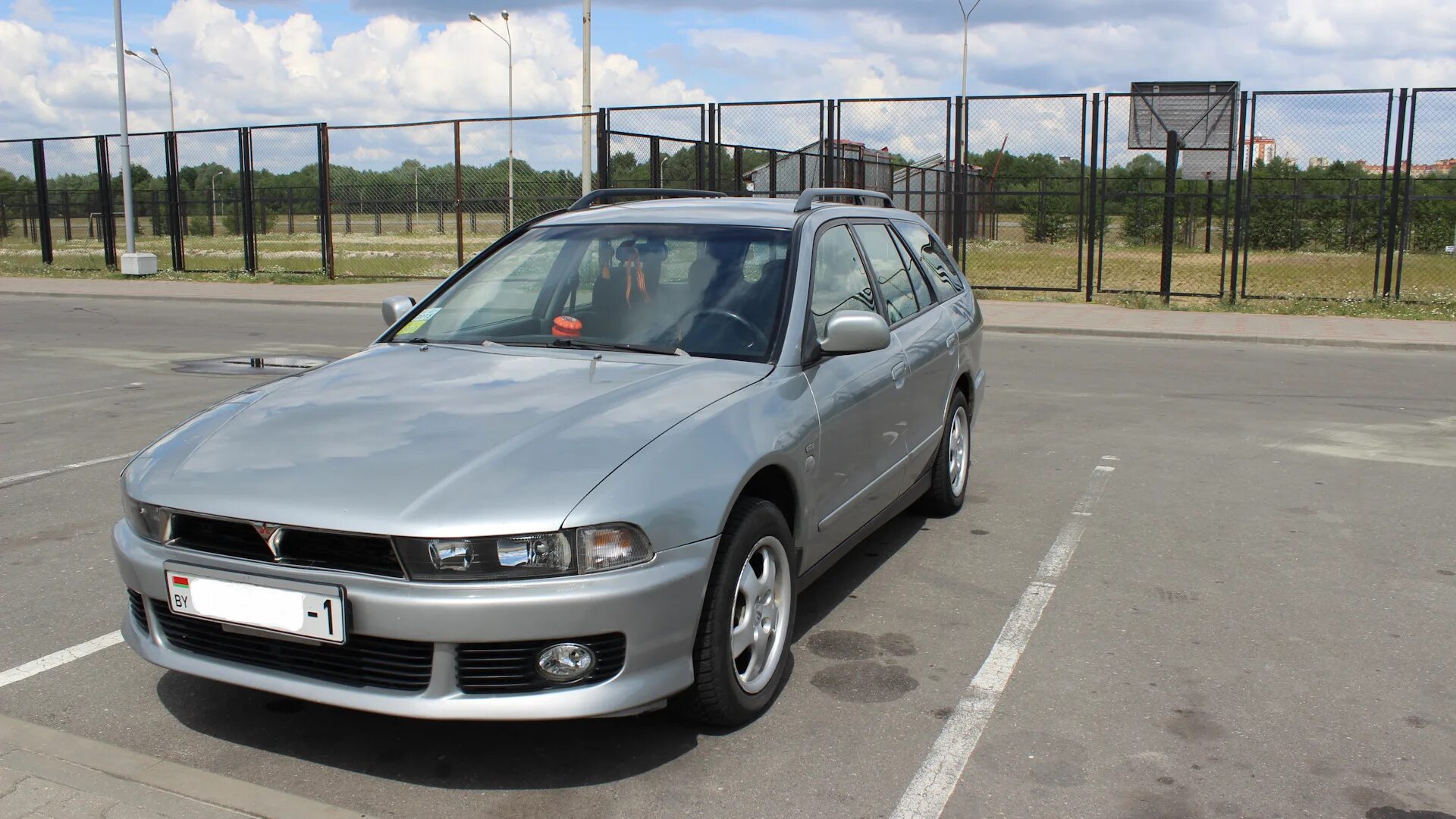 Mitsubishi galant 2. Митсубиси Галант 2.4. Mitsubishi Galant 2.4 универсал. 2.4 GDI Mitsubishi Galant. Мицубиси Галант универсал 1999.