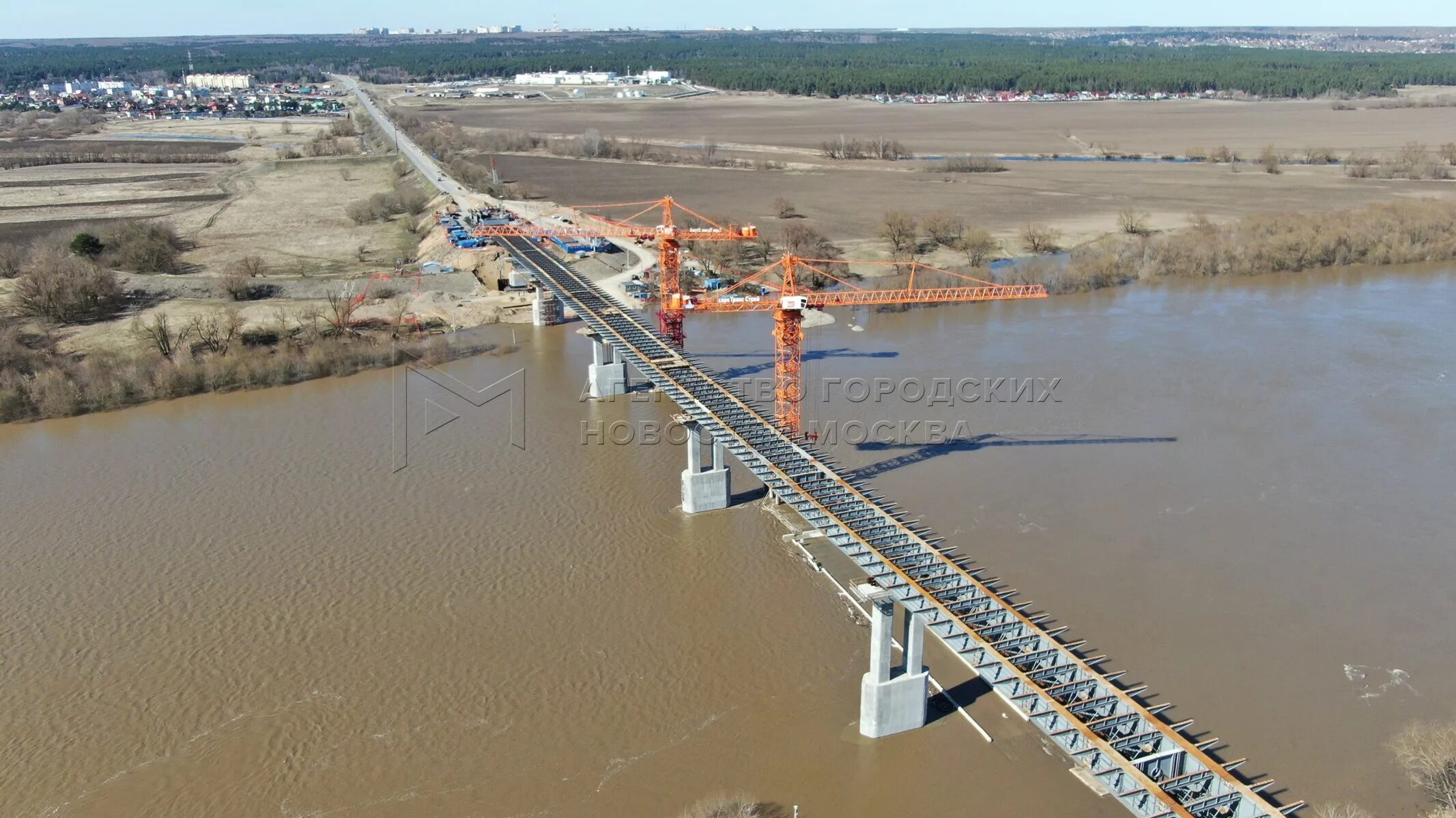 Мост в Кашире. Стройка моста. Разлив Оки в Кашире. Строительство моста через реку.