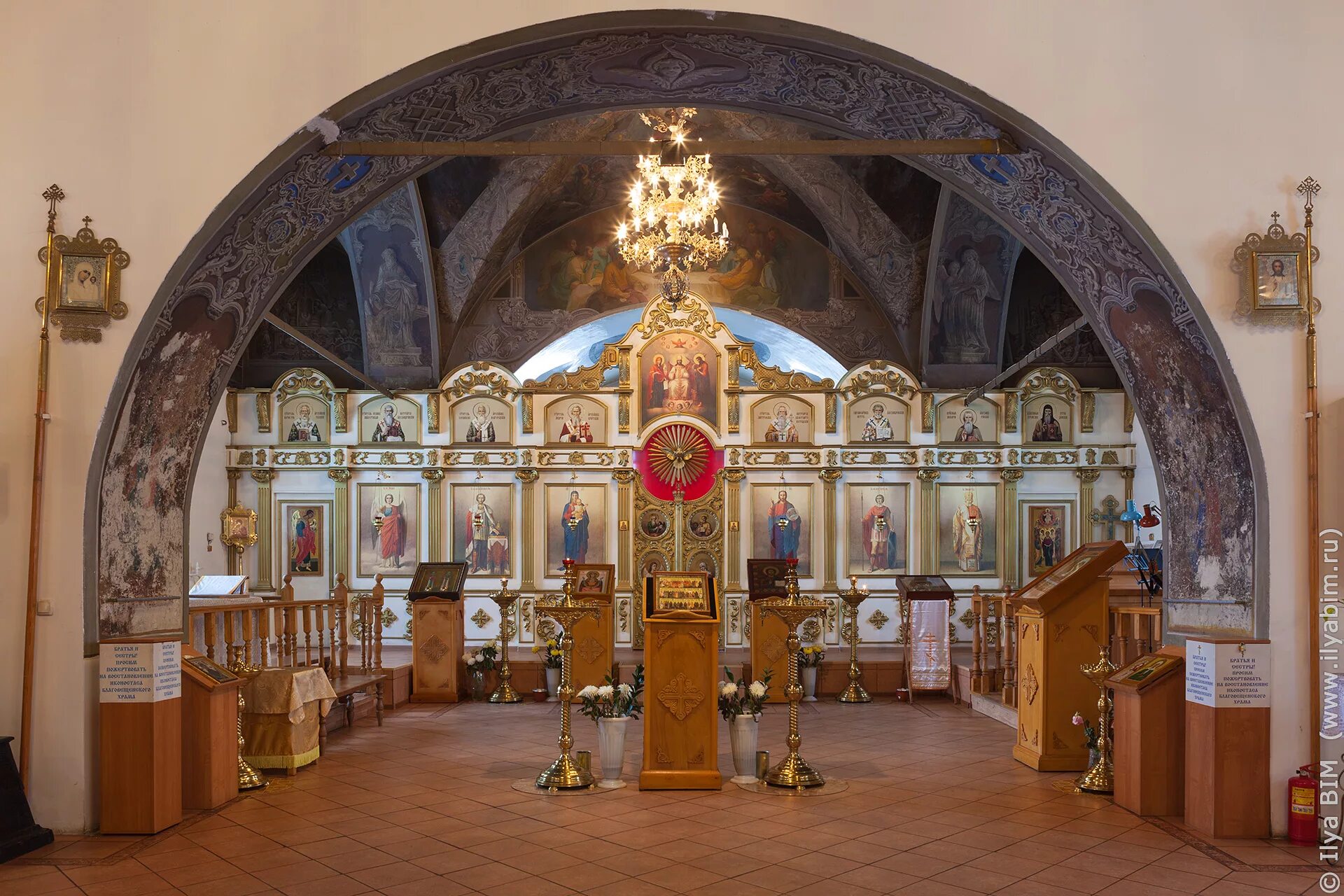 храм большое вознесения господня на большой никитской. храм вознесения господня в тешилово. виняево церковь вознесения интерьер храма. церковь вознесения господня электросталь внутри. храм вознесения господня у никитских ворот в москве.