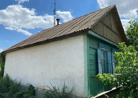 Дед дом в красном сулине
