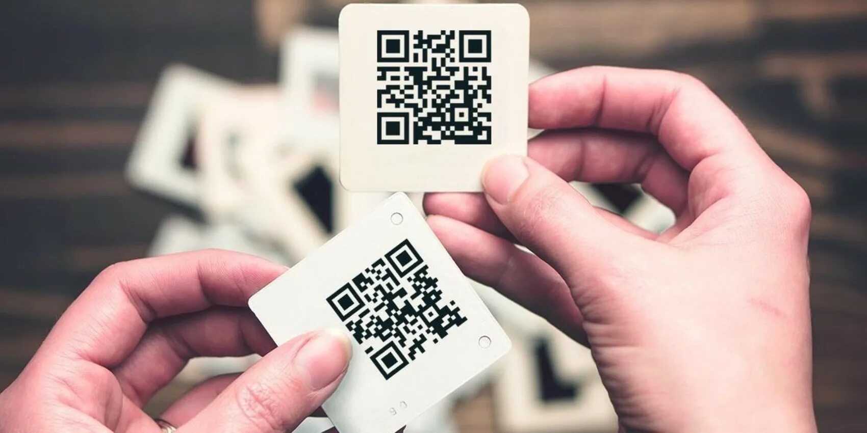 QR. QR код. Визитная карточка с QR кодом. QR код ВК. Сбер бизнес qr код