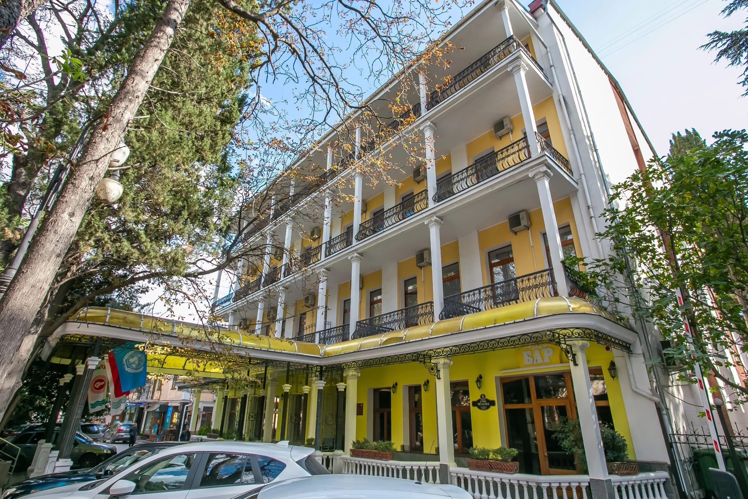 Сайт отеля палас ялта. Отель палас ялта чехова 8. гостиница палас ялта. ялта отель чехова 8. палас, ялта, улица чехова, 8.
