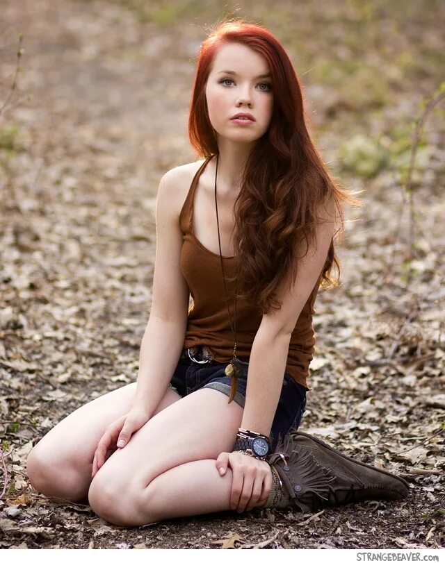 Рыжая студентка. Young redheads