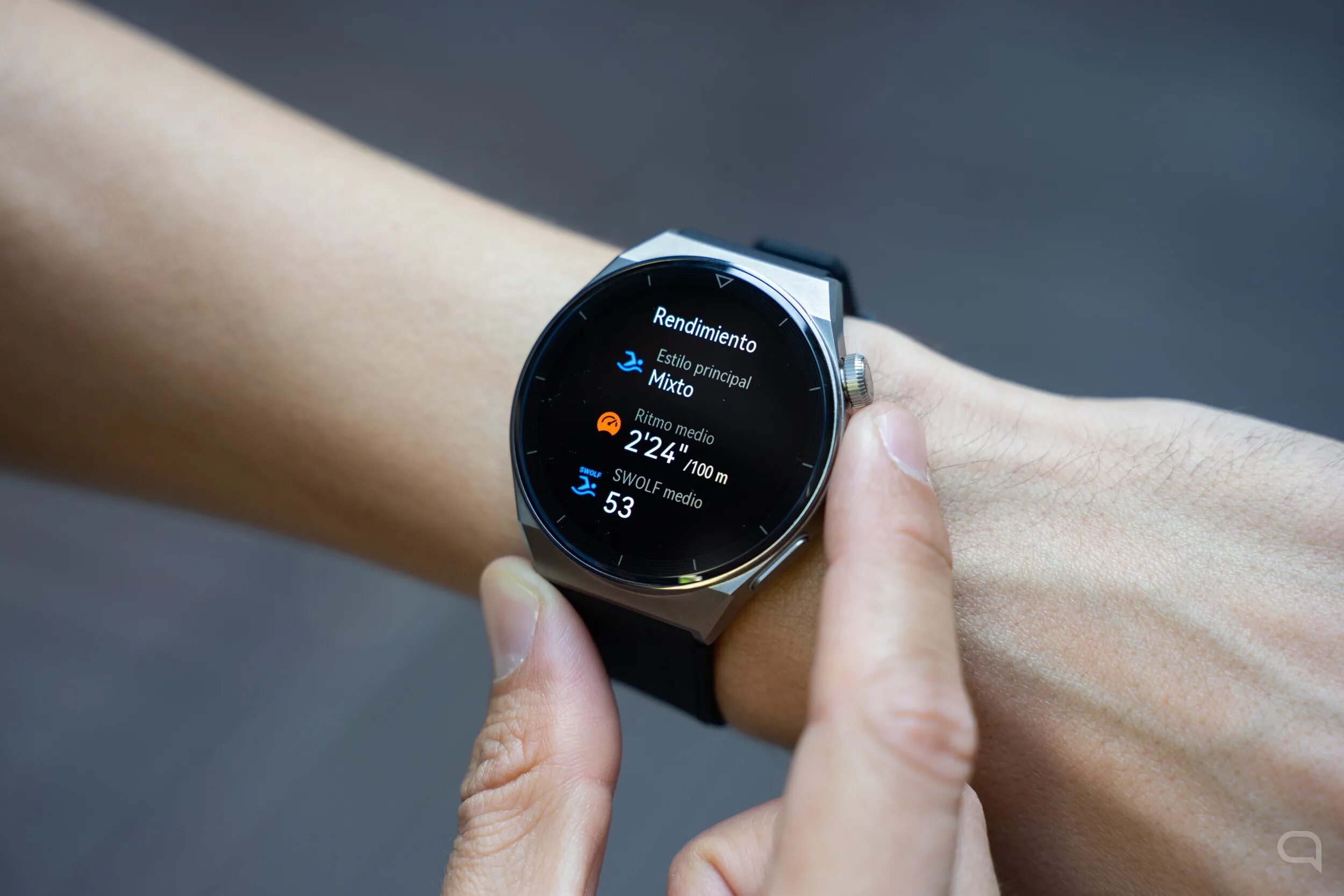 Удобные и живучие часы без компромиссов: обзор Huawei Watch GT 4