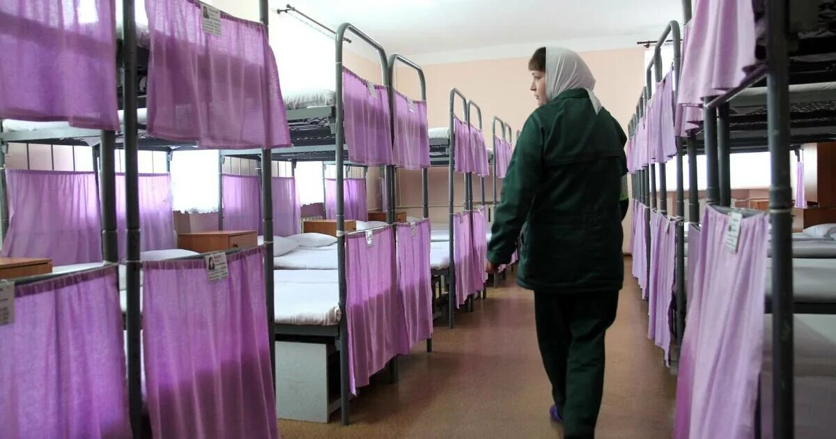 Где находится колонии общего режима. Женская колония. камера в женской колонии.