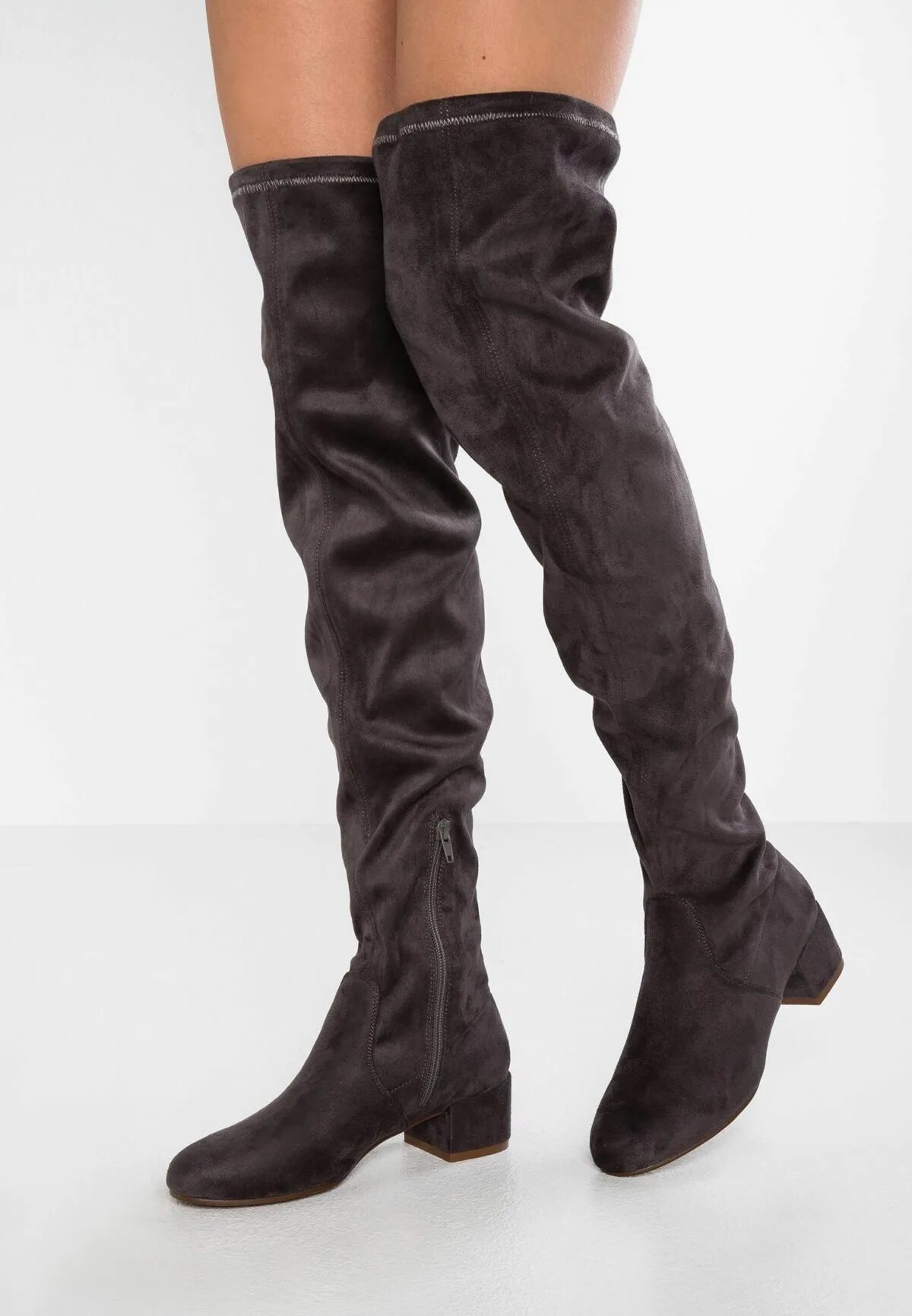 Обувь зима 2022-2023 женские сапоги. Сапоги зимние 2023. Сапоги зимние 2023. Сапоги зима 2023 замшевые. Обувь осень зима 2022-2023 женская.